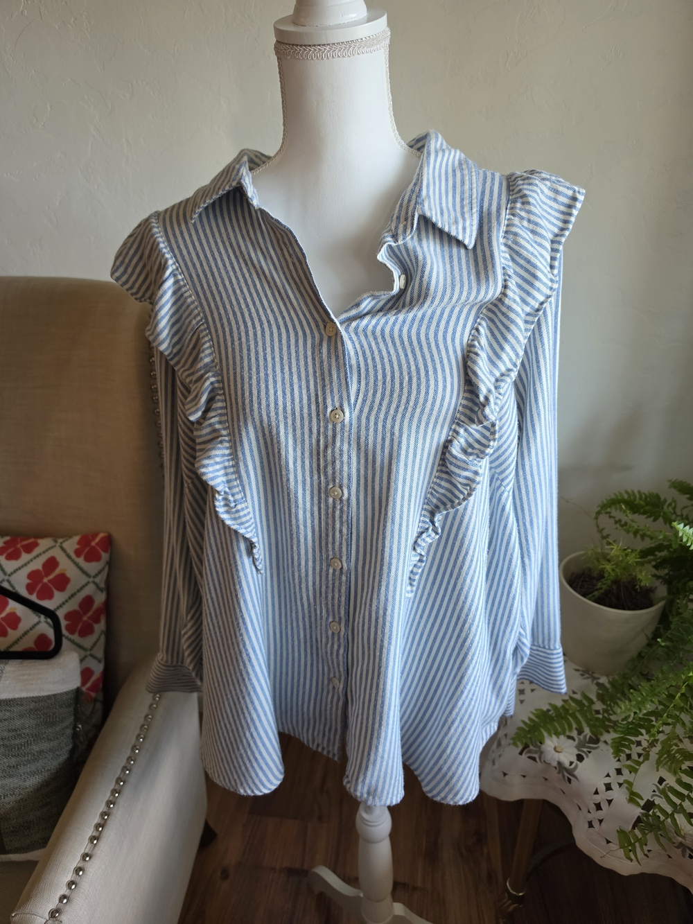 Torrid Striped Ruffle-Trim Button-Up Blouse - Picture 2 of 4